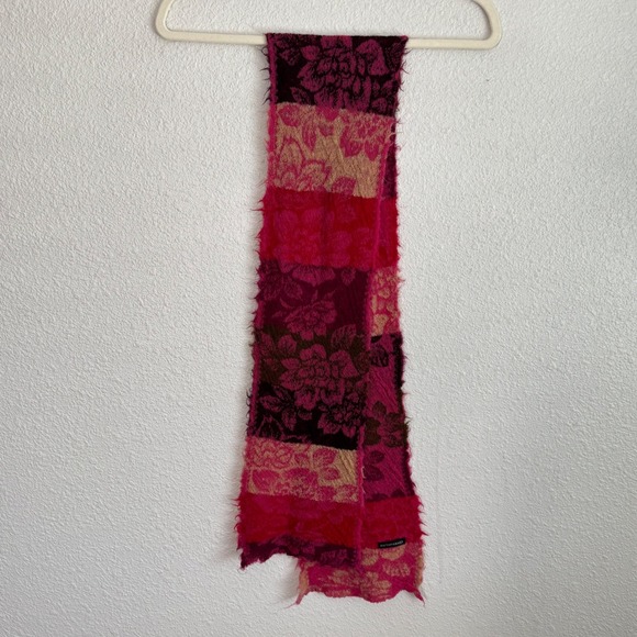 Butapana Accessories - Butapana Japan Pink Floral‎ Patchwork Knit Scarf Fuzzy Magenta Wool Boho